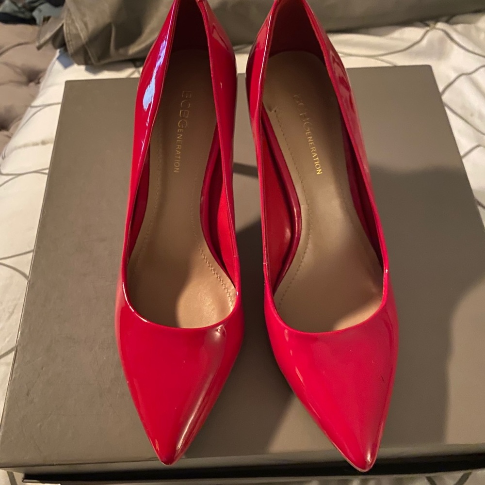 Red patent pumps BCBGeneration size 7